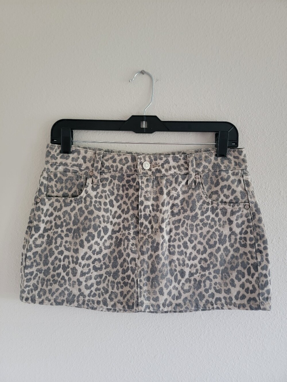 NWT Celebrity Pink Faded Leopard Print Low Rise Mini Skirt Size 5/27